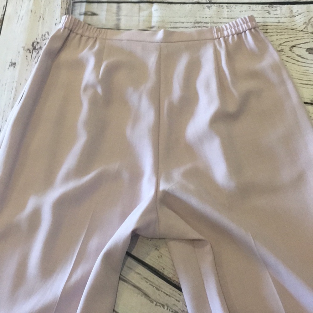 Kasper pale Lavender pantsuit - Picture 11 of 13